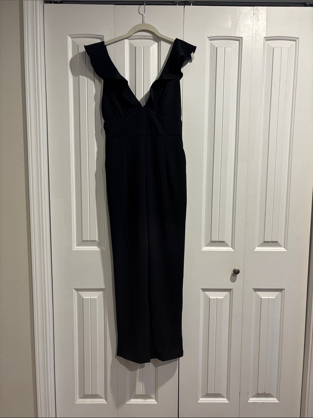 Lulu's Black Ruffle Strap V-Neck Jumpsuit